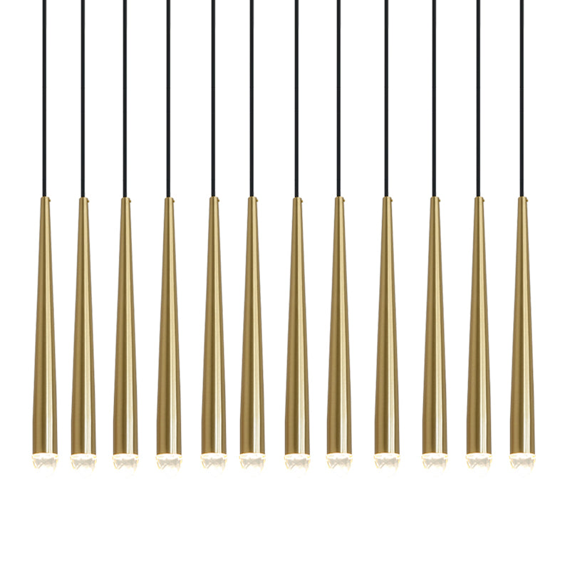 Lysekrone med poleret messing og krystalskærme, minimalistisk