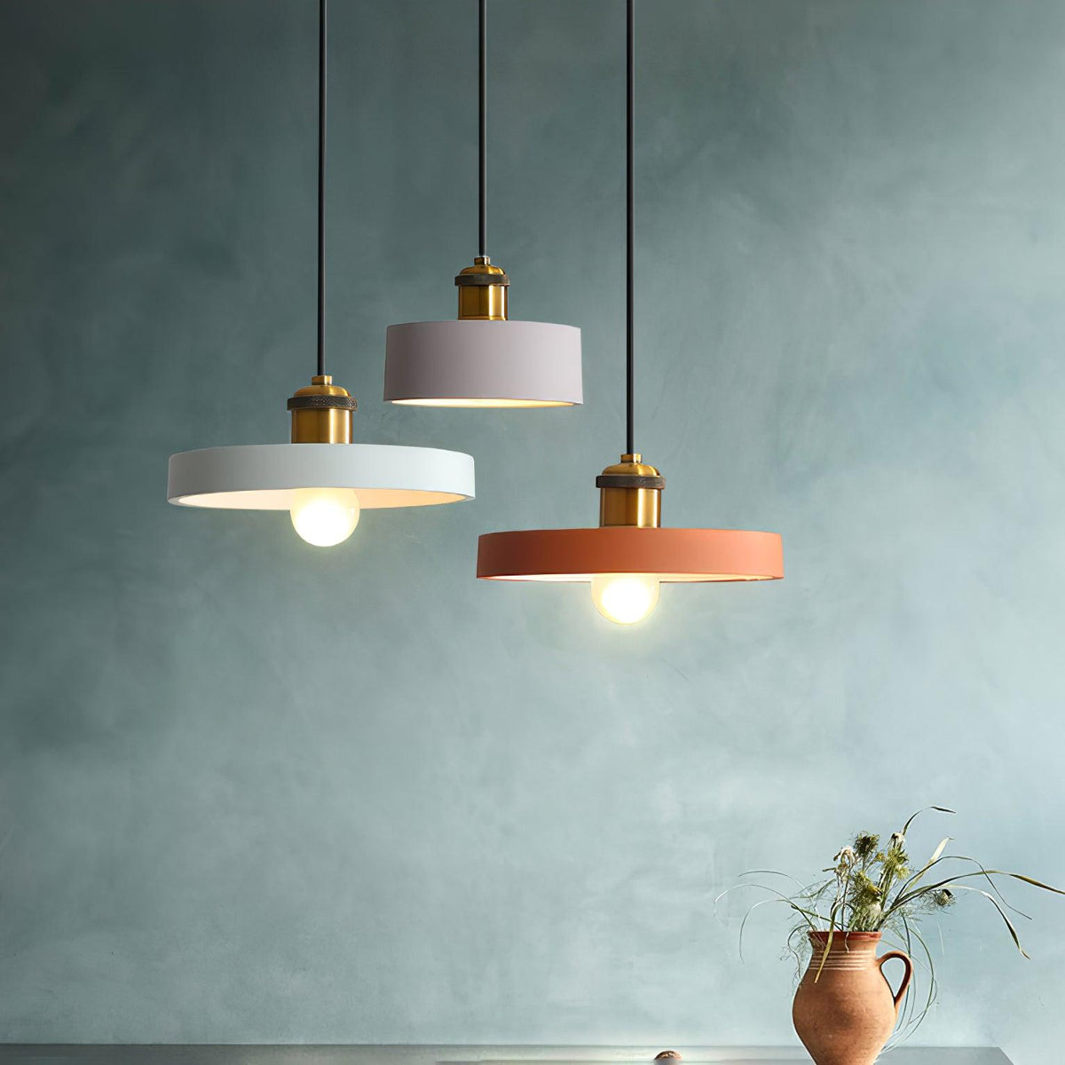 Trio industriel pendellampe i harpiks