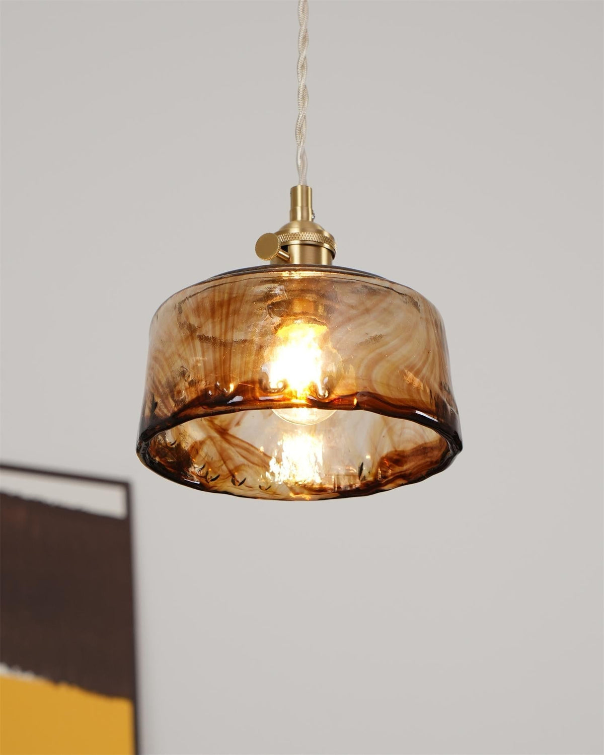 Velon-vintagependel i ravfarvet glas