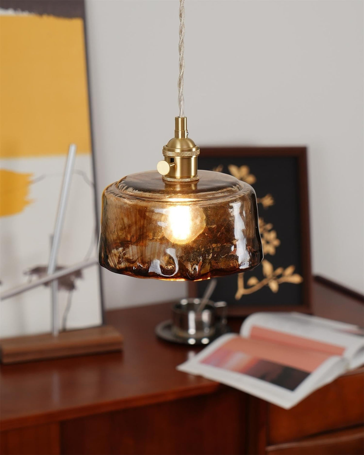 Velon-vintagependel i ravfarvet glas