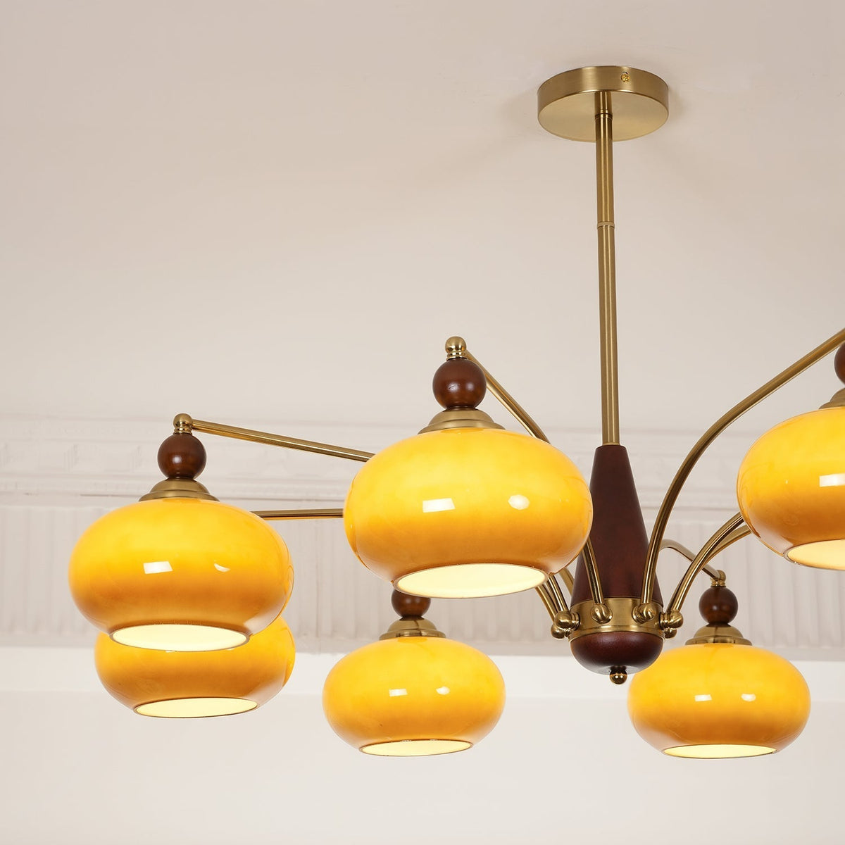 Vevely retro-pendellampe i gult glas og messing