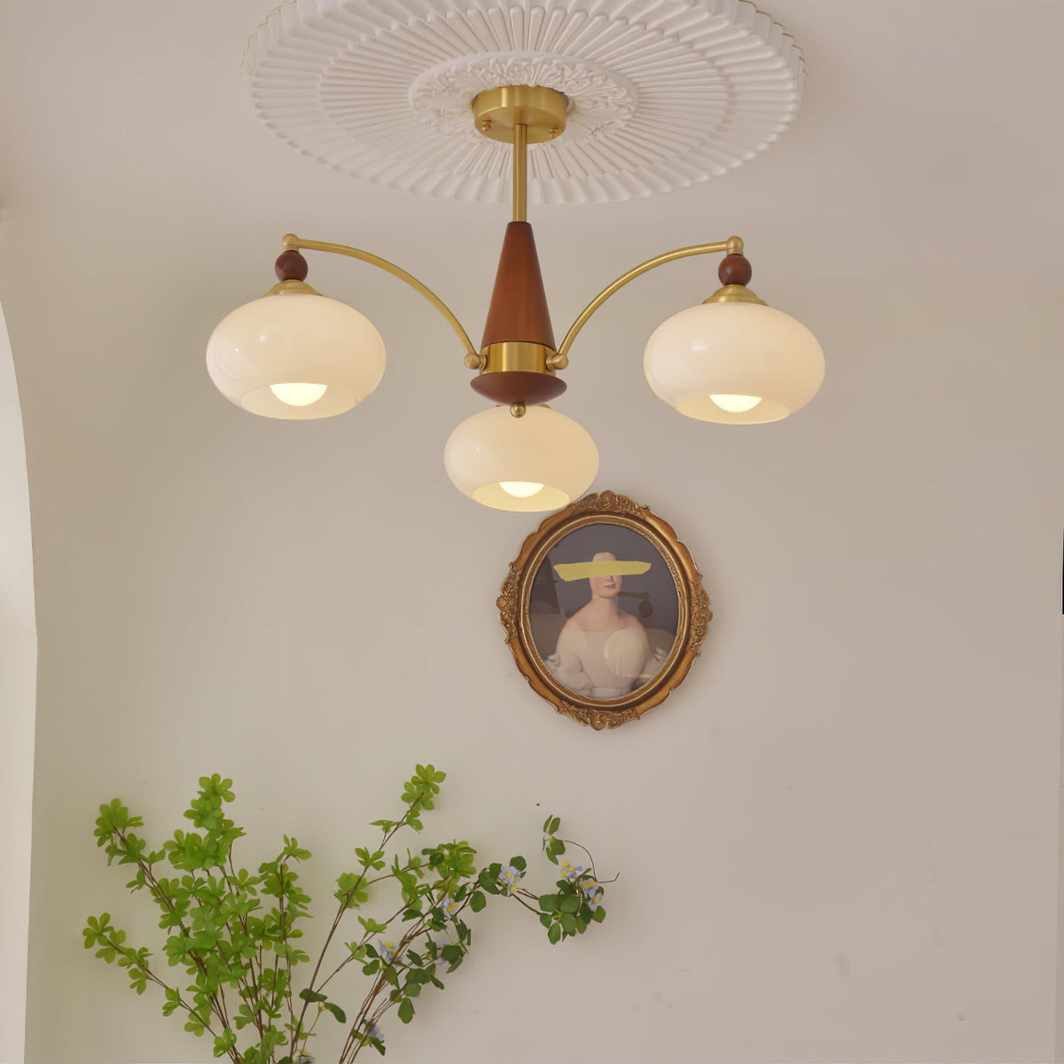 Vevely retro-pendellampe i gult glas og messing