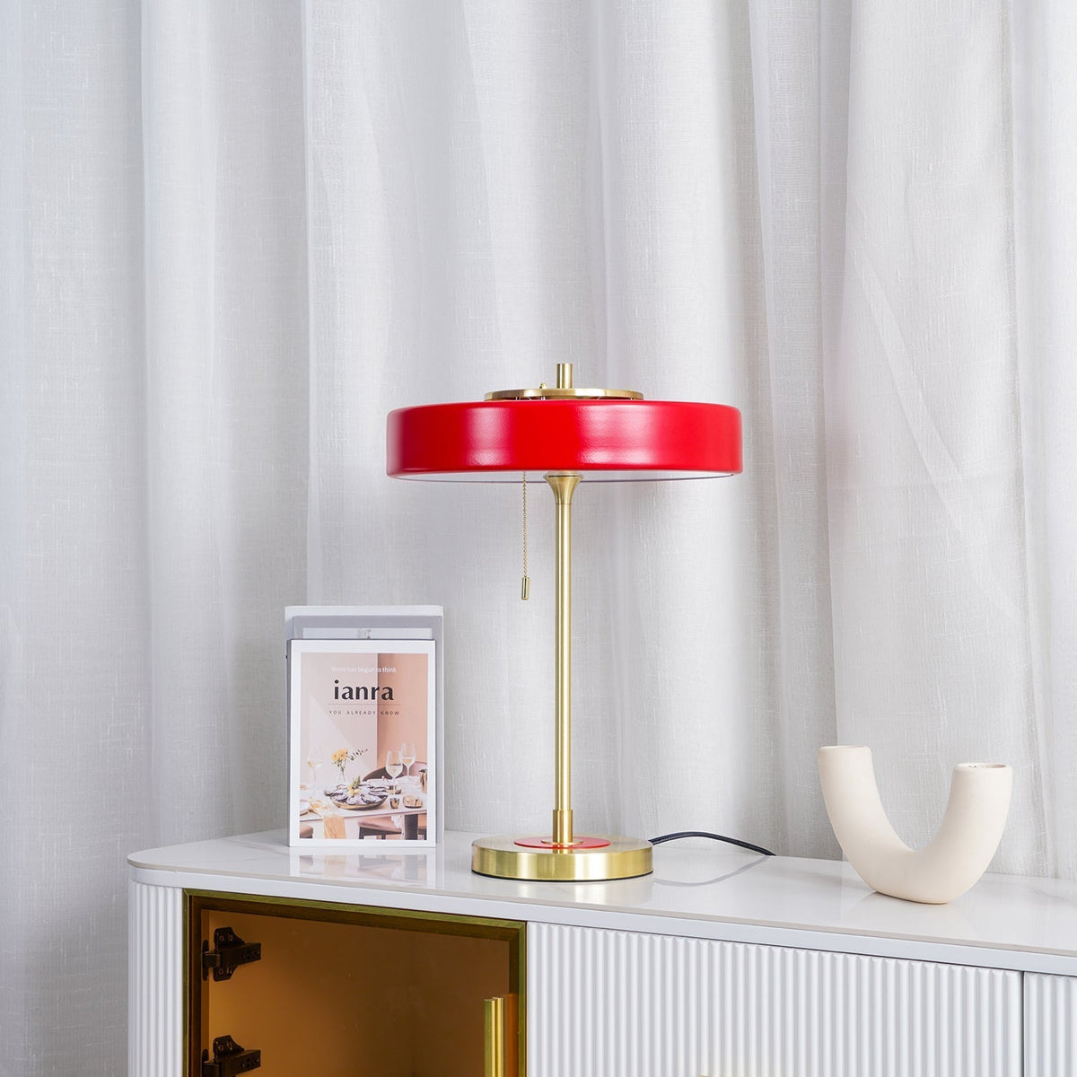 Paula moderne bordlampe