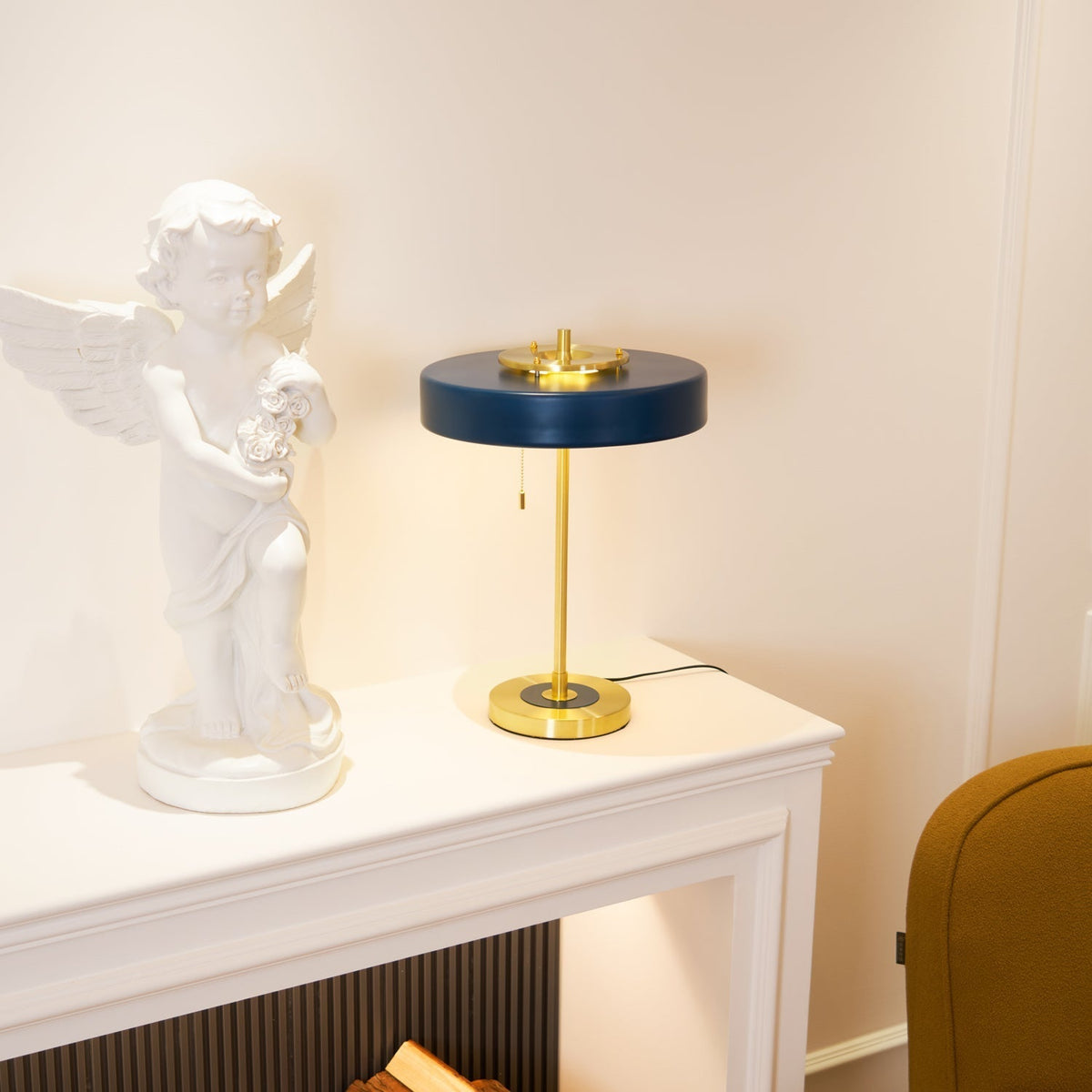 Paula moderne bordlampe
