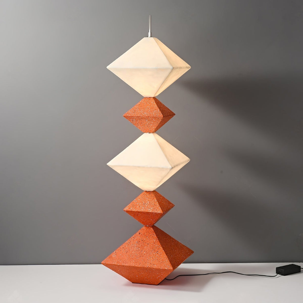 GeoGlow rombisk kubgolvlampa