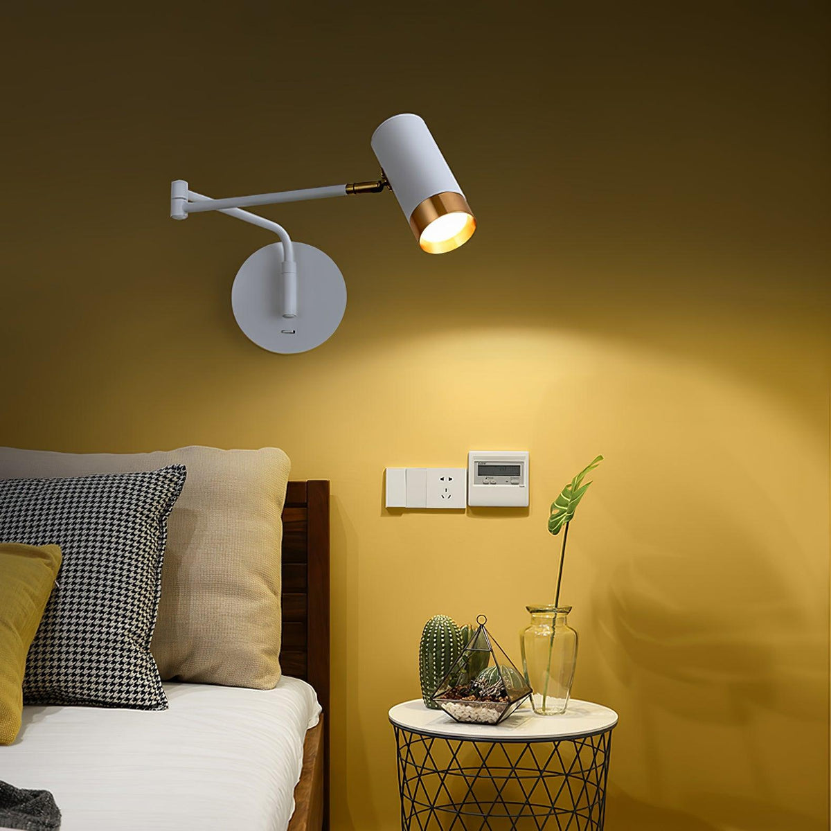 Candeeiro de parede Norarina Premium Elegance com braço