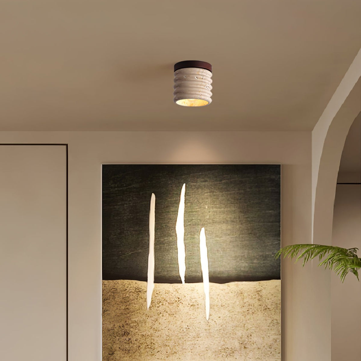 Vomaran cylindrisk loftslampe i rillet travertin
