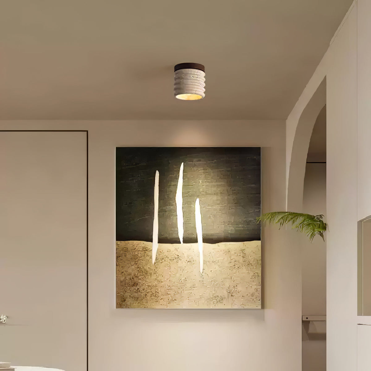 Vomaran cylindrisk loftslampe i rillet travertin