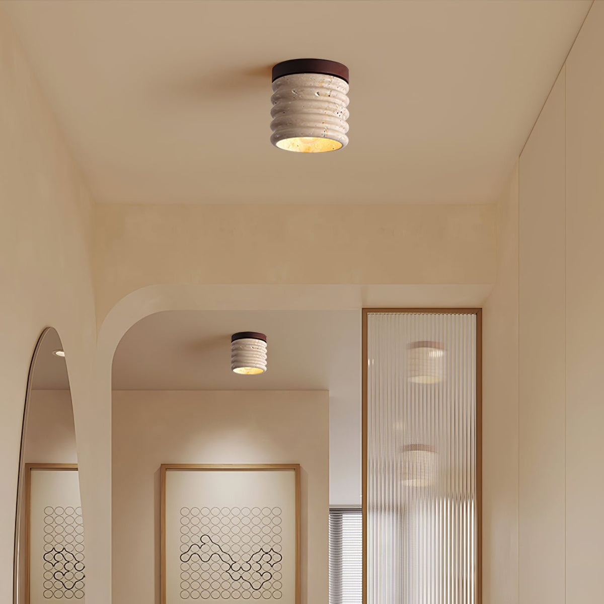 Vomaran cylindrisk loftslampe i rillet travertin