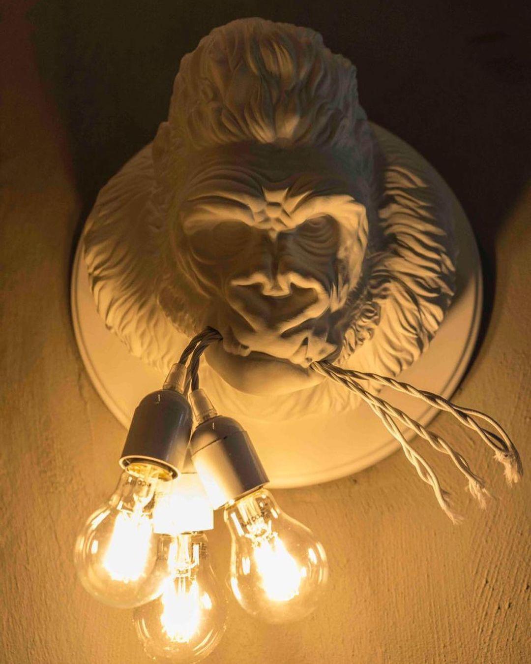 Emlen premium vägglampa i elegant harts