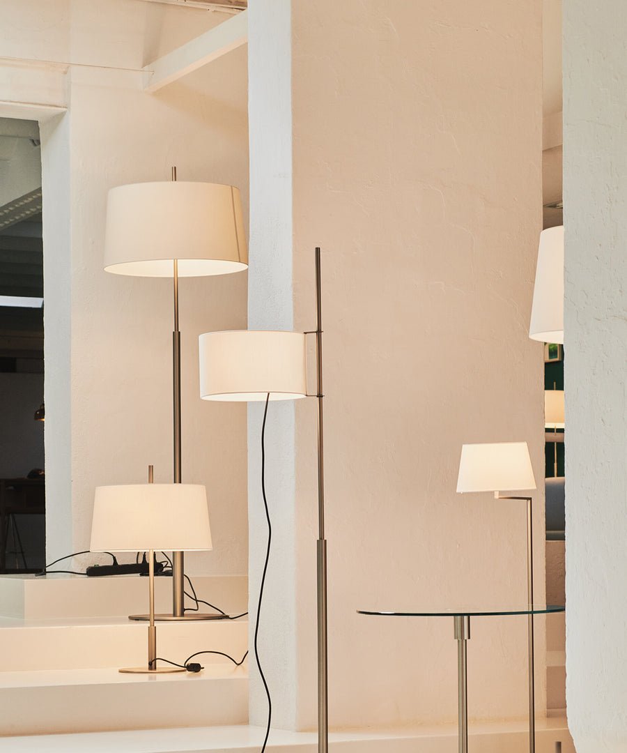 Candeeiro de mesa minimalista Silasn