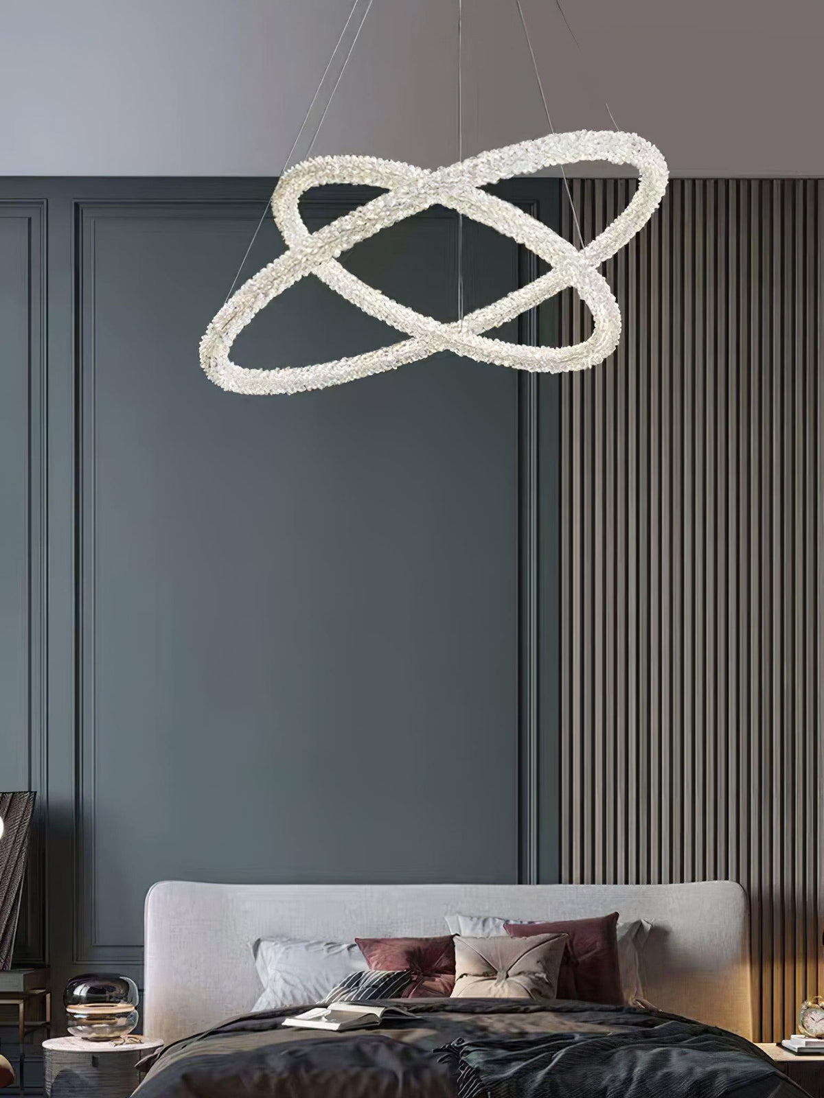 Candeeiro de teto Seleira com anel de cristal LED