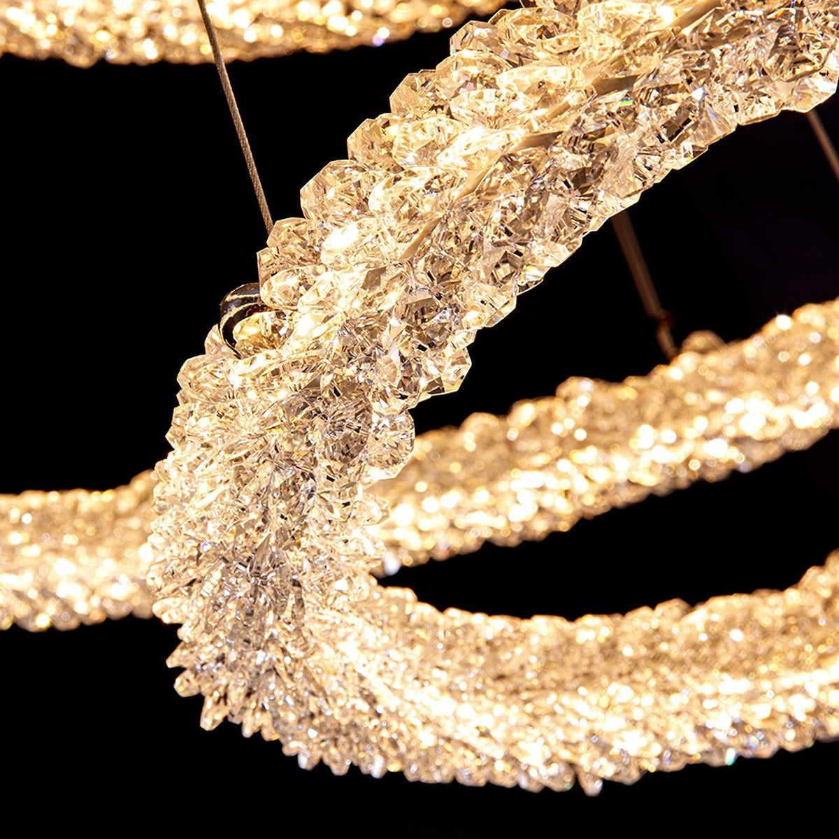 Candeeiro de teto Seleira com anel de cristal LED