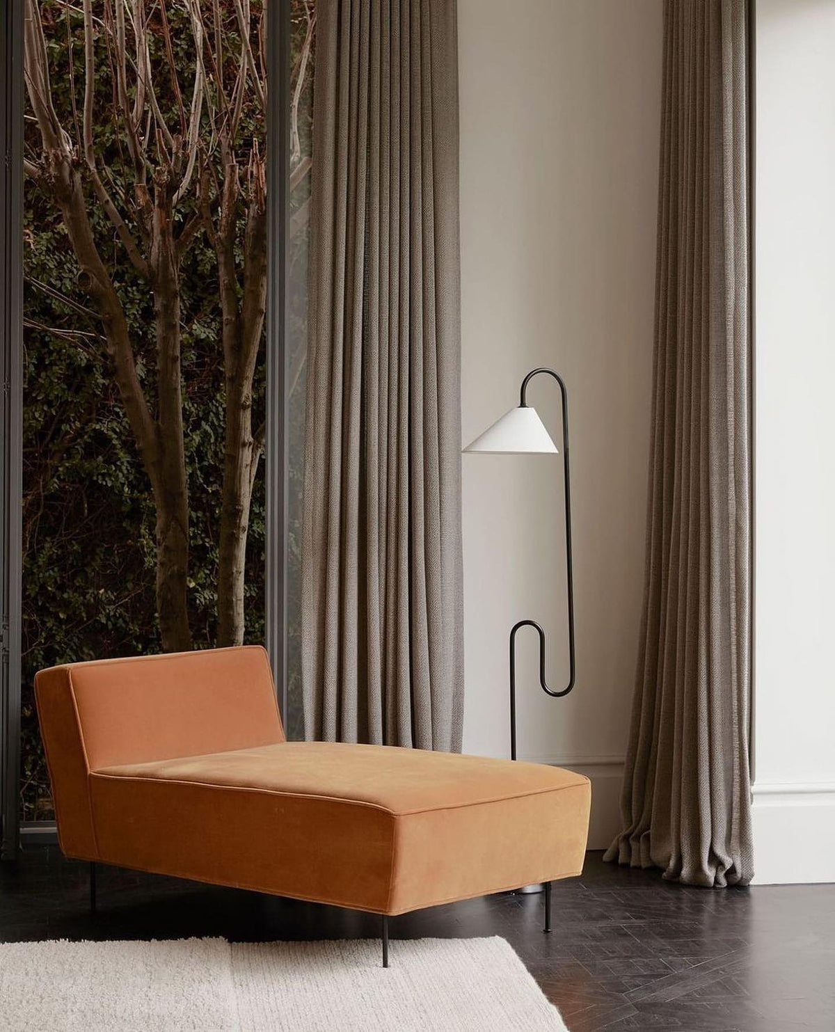 Rosilia golvlampa