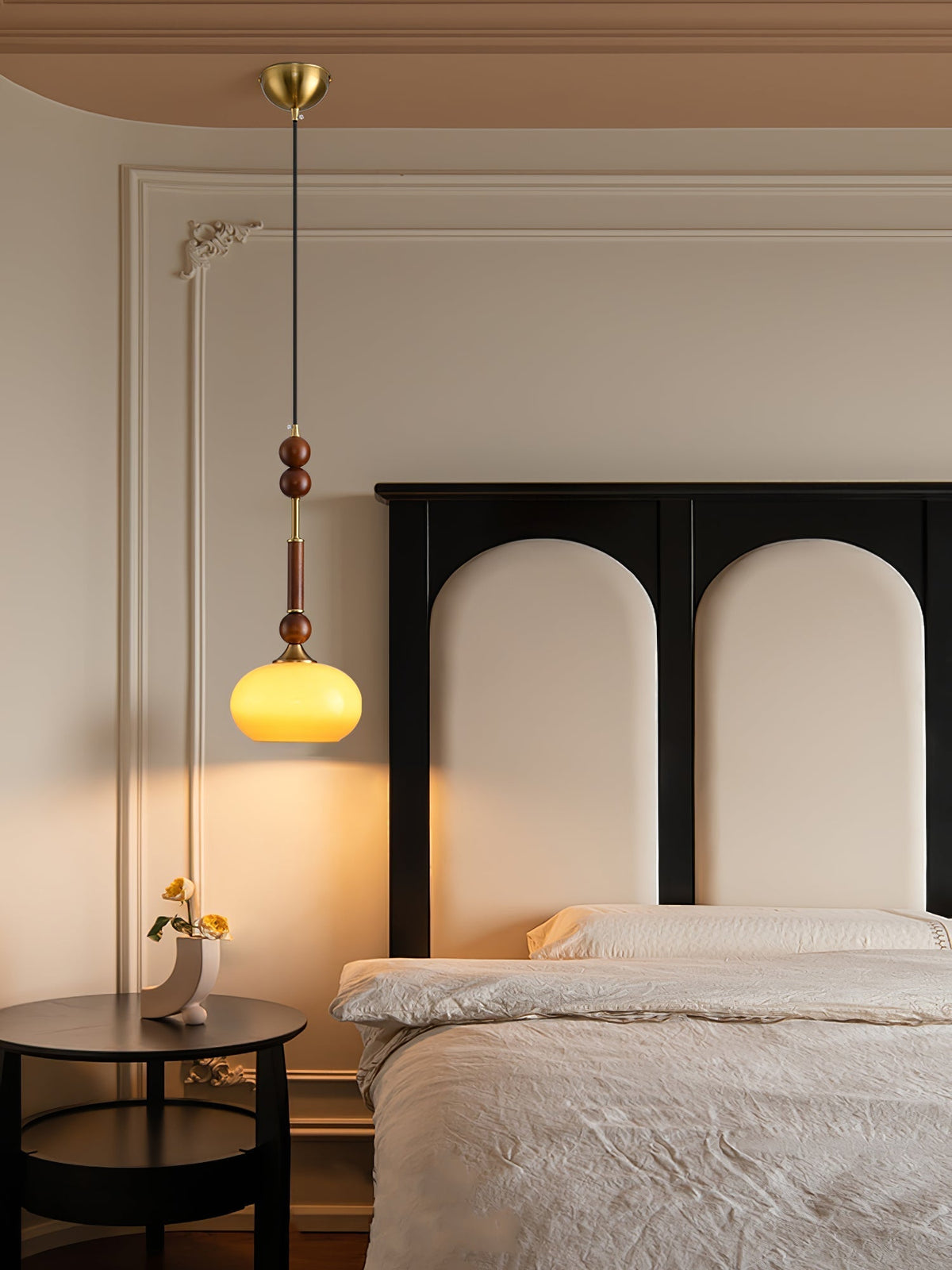 Yovelis vintage pendel-lampe i træ