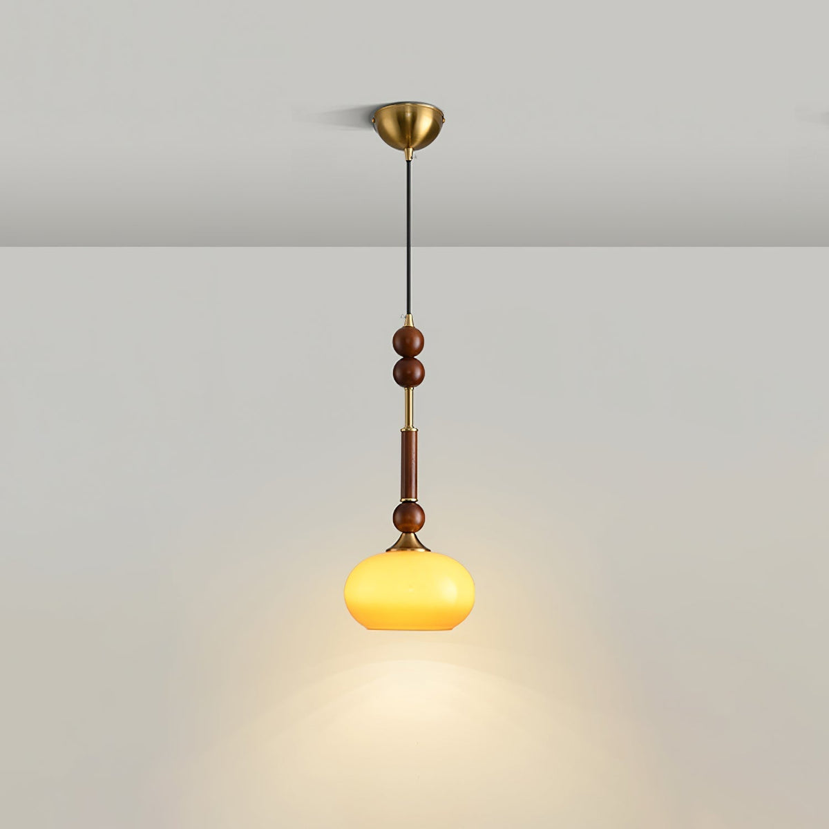 Yovelis vintage pendel-lampe i træ