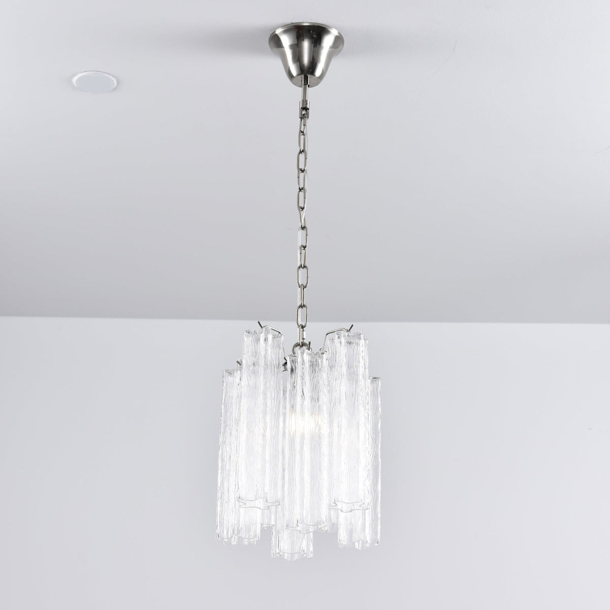 Lioroella lysekrone i Murano-glas med lyserød gradient