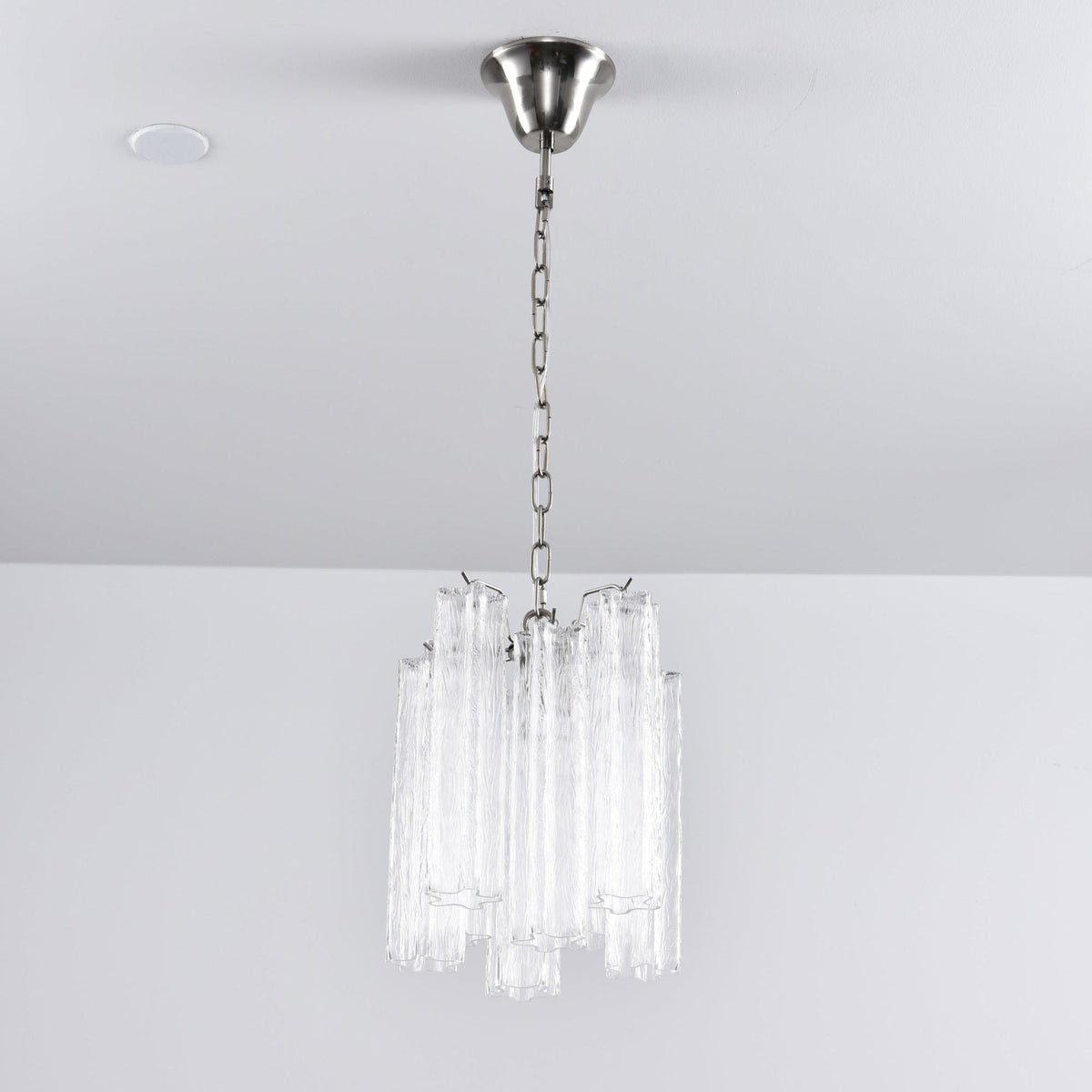 Lioroella lysekrone i Murano-glas med lyserød gradient