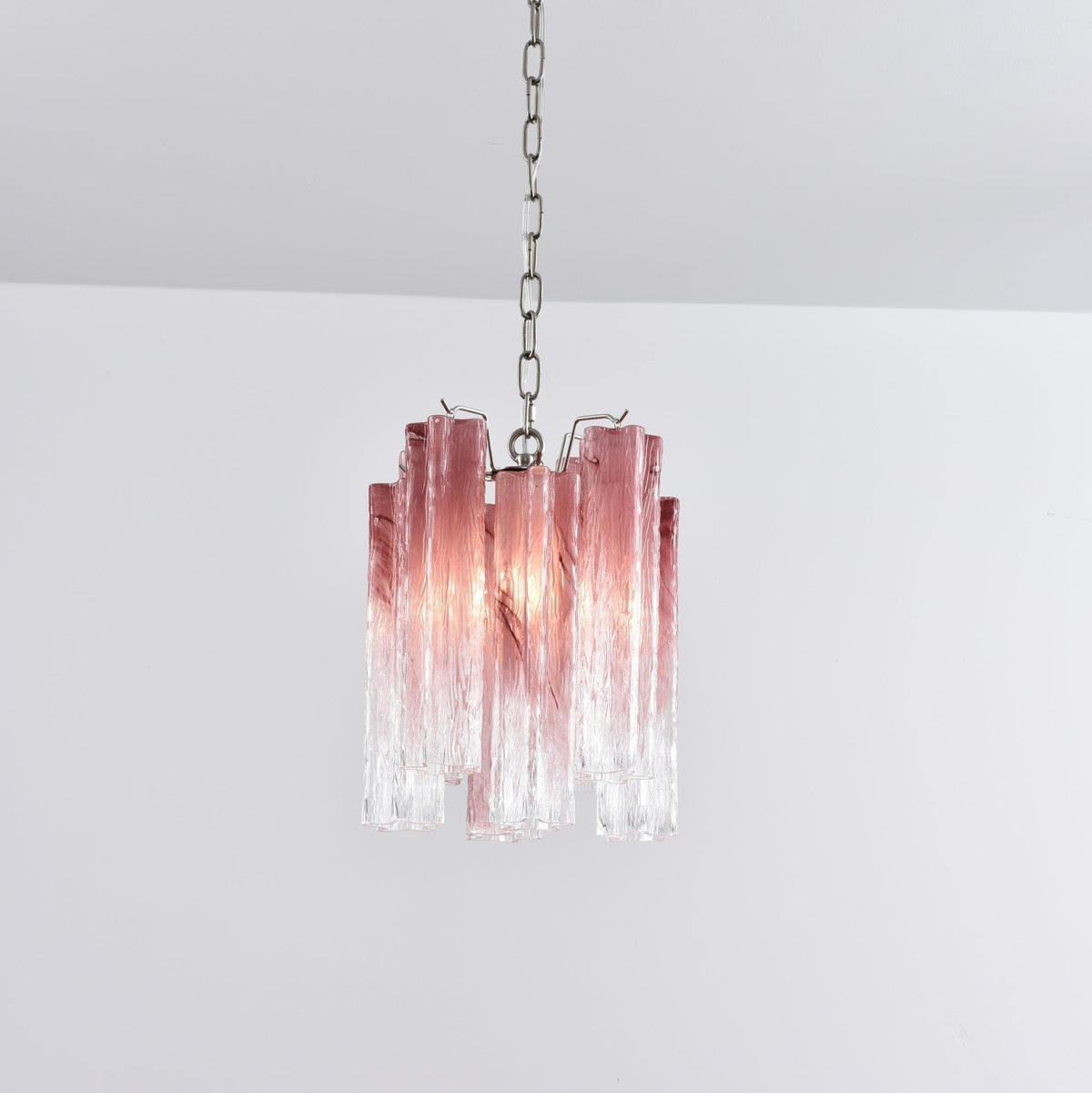 Lioroella lysekrone i Murano-glas med lyserød gradient