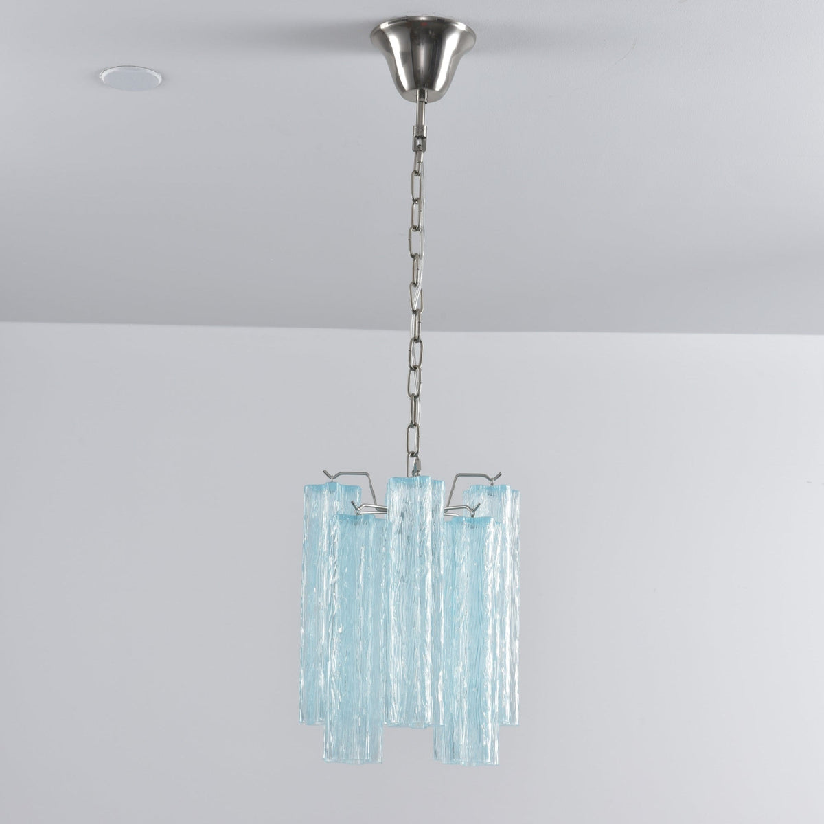 Lioroella lysekrone i Murano-glas med lyserød gradient