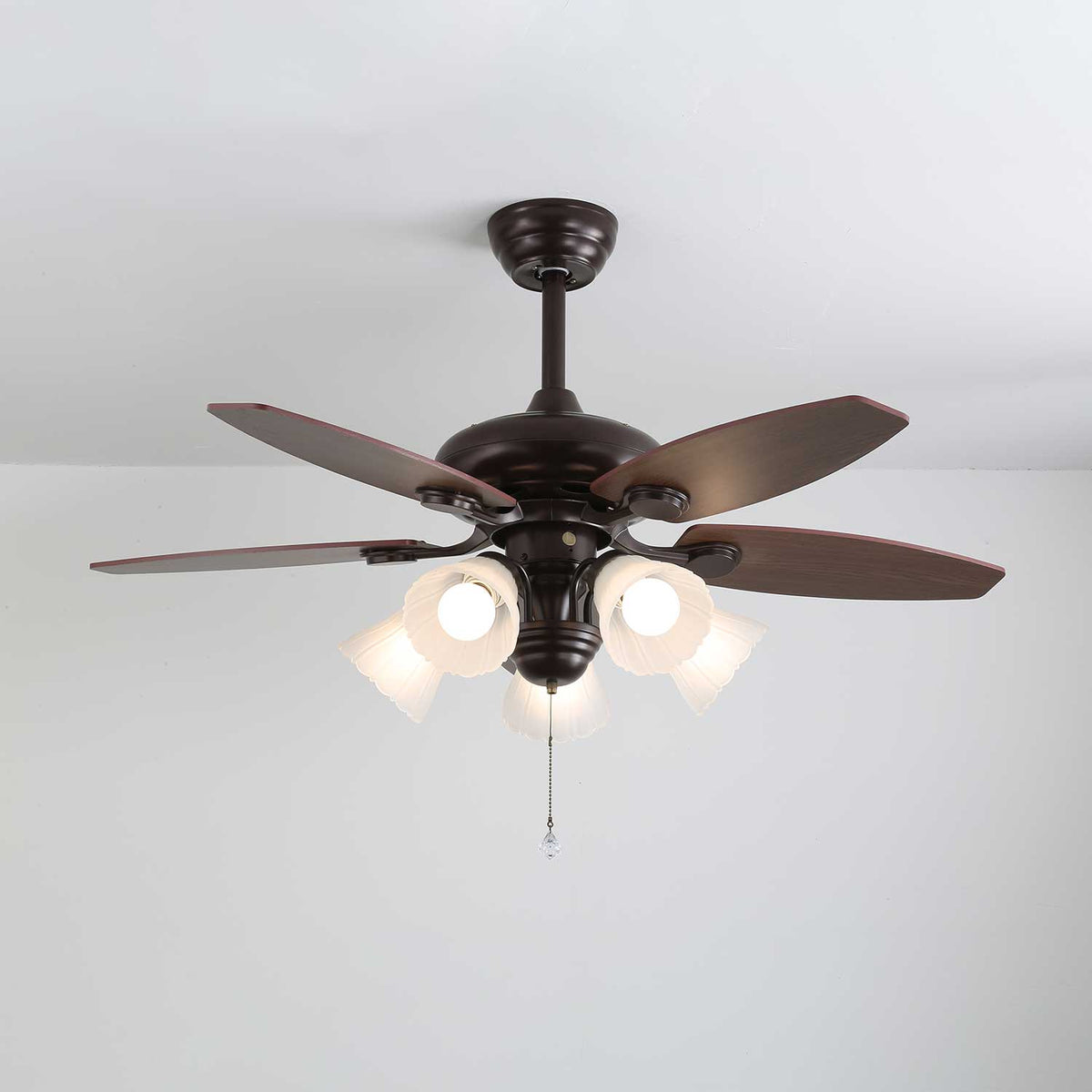 Elviveon vintage takfläkt med lampa i trä och glas