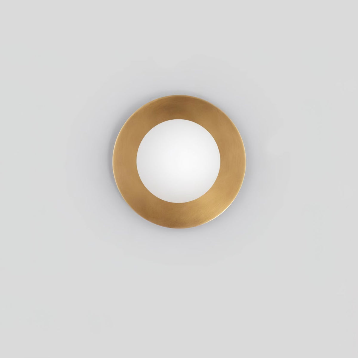 Elem modern minimalistisk rund vägglampa i konstglas och mässing