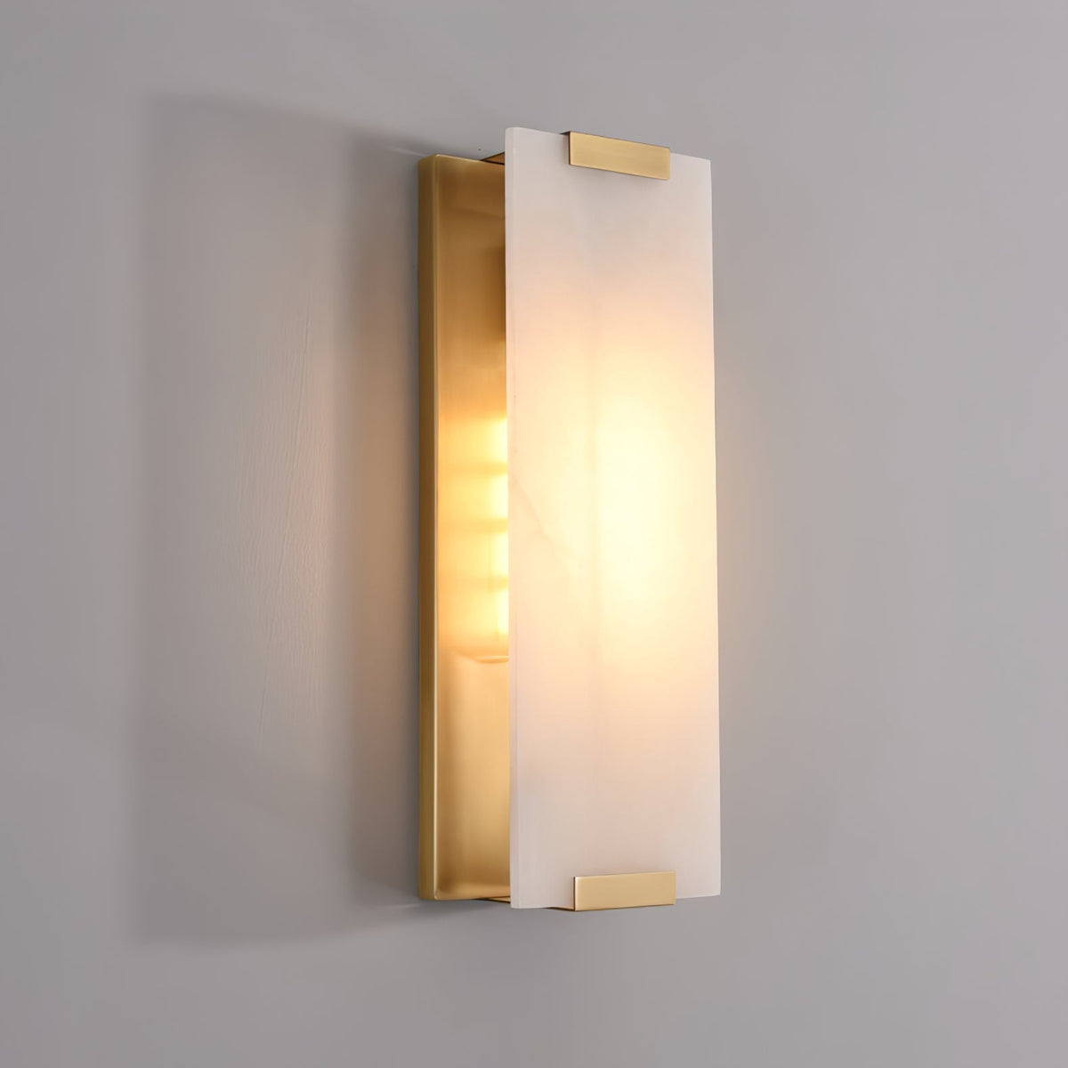 Velen-vägglampa med alabasterpanel och glöd