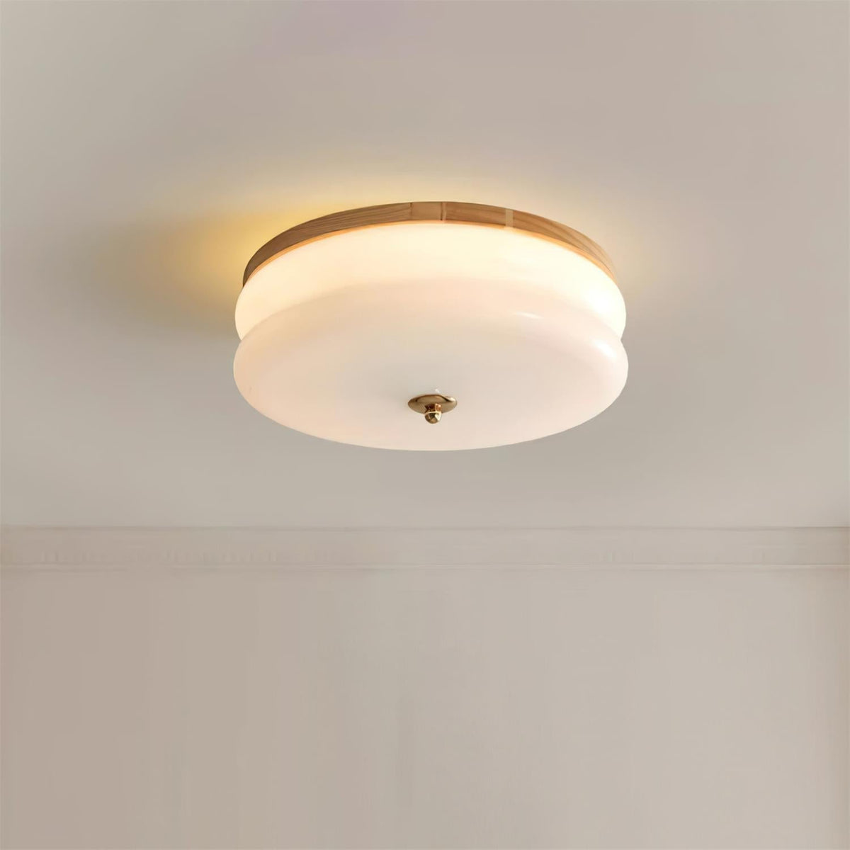 Cora loftslampe med dobbeltlags glasskive i valnød, minimalistisk