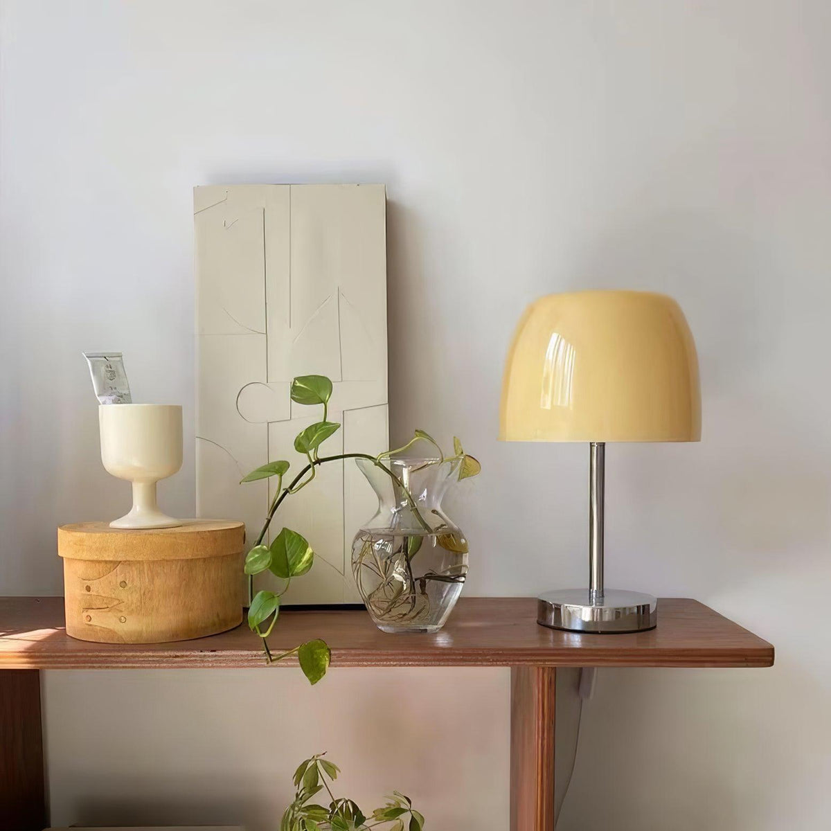Mirinira Table Lamp