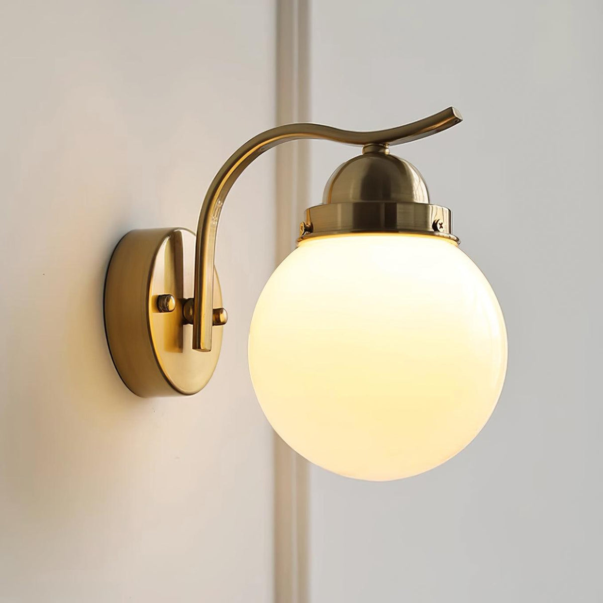 Velisette Wall Lamp