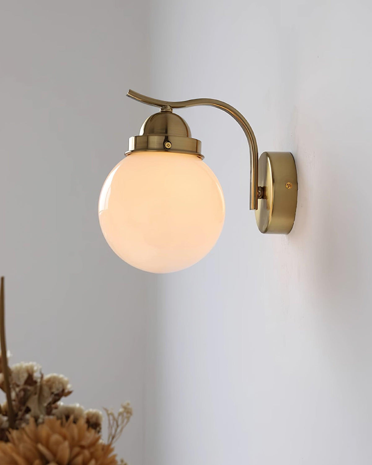 Velisette Wall Lamp