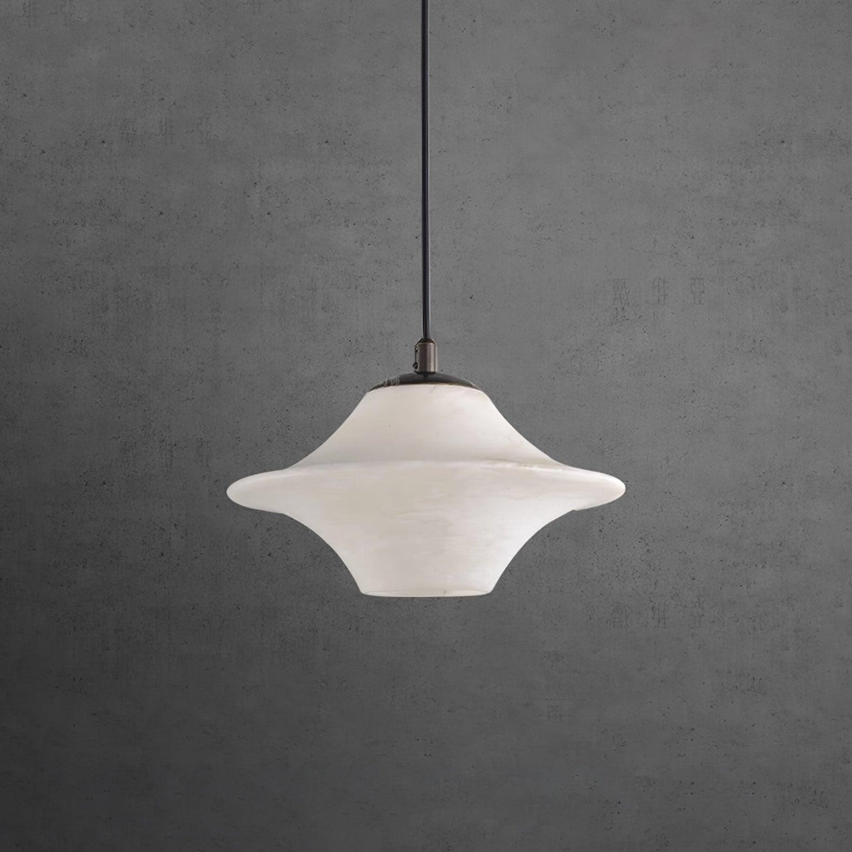 Elvina pendellampa i alabaster