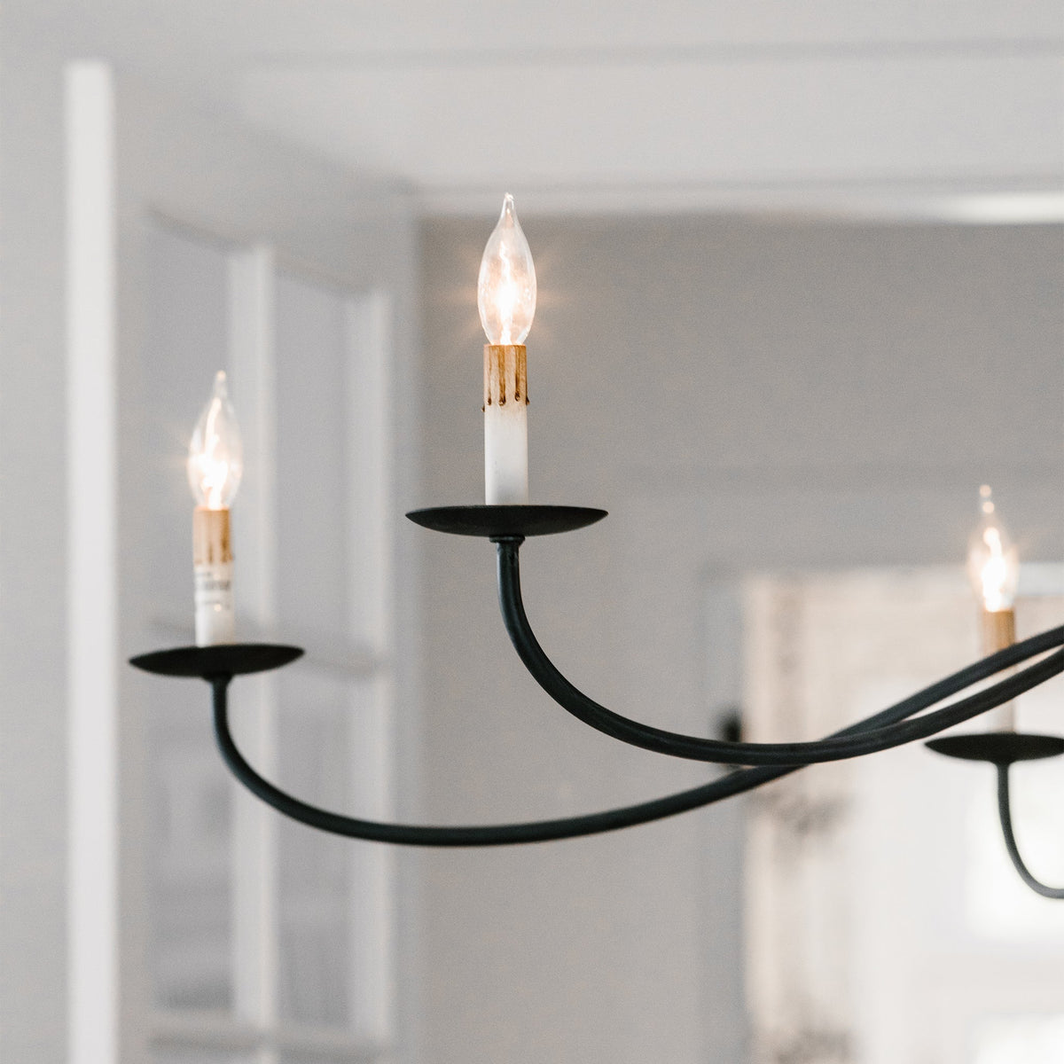 Candeeiros de teto Alfred em estilo quinta, com velas