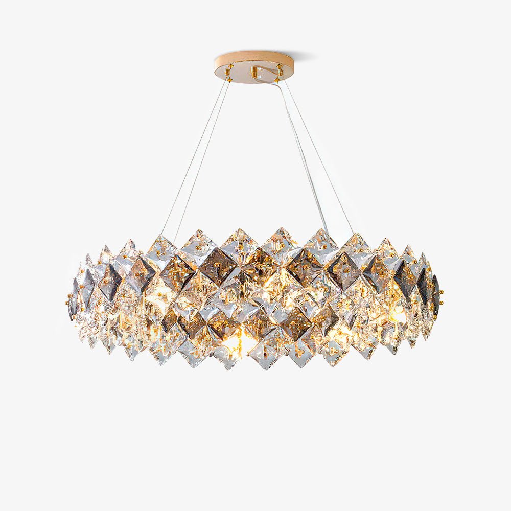 Luxenine rund lysekrone med skalaformet krystal, guldfinish og LED