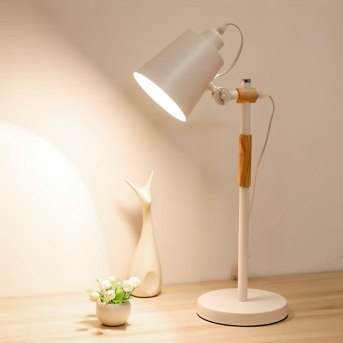 Addyson Minimalistinen pöytävalaisin