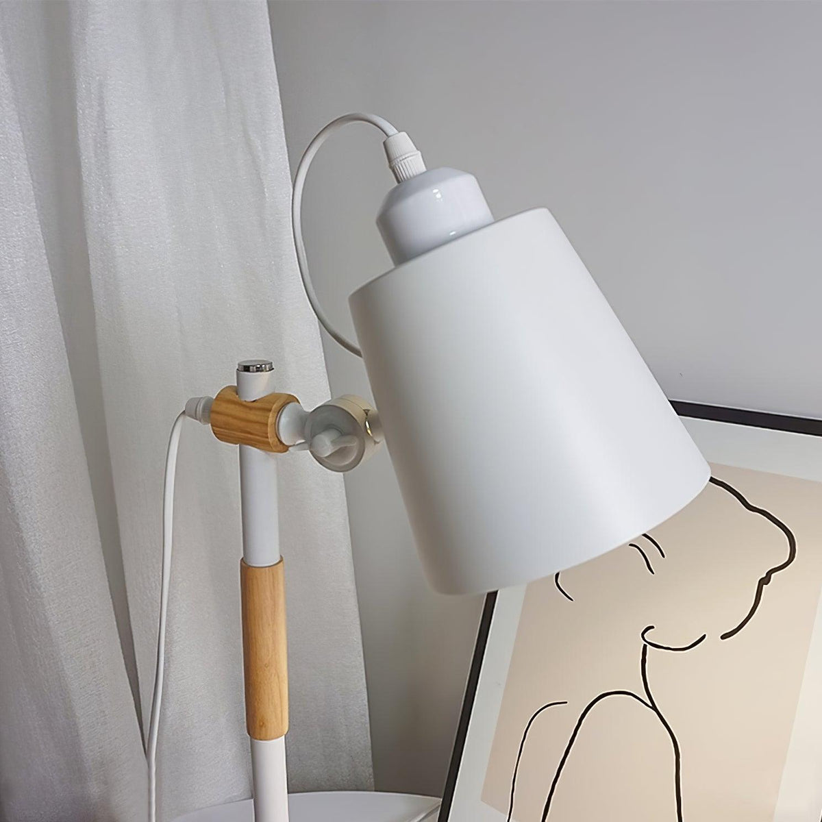 Addyson Minimalistinen pöytävalaisin