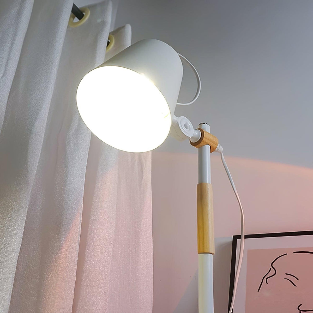 Addyson Minimalistinen pöytävalaisin