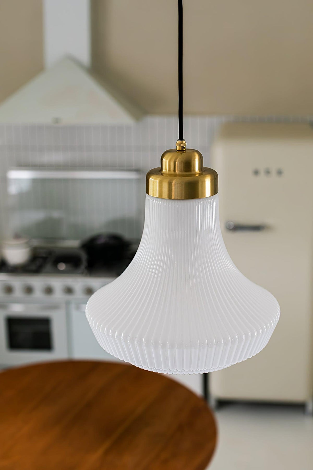 Duo Hengilampi Ópalgler Rifjað Bjöllulaga Messing Vintage