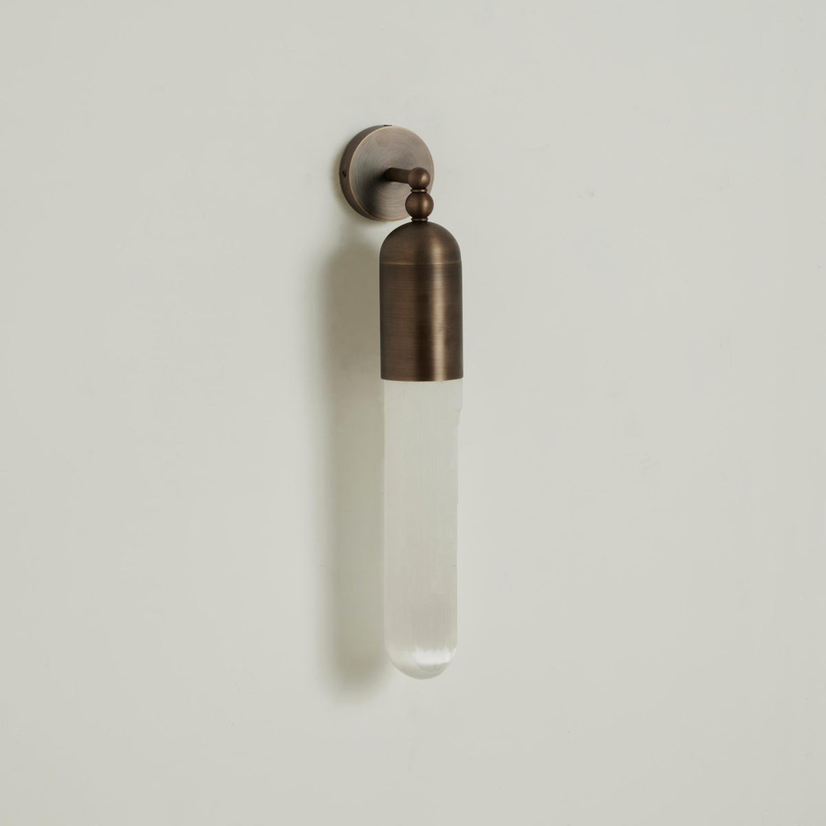 Nivaaine-onyksiseinävalaisin