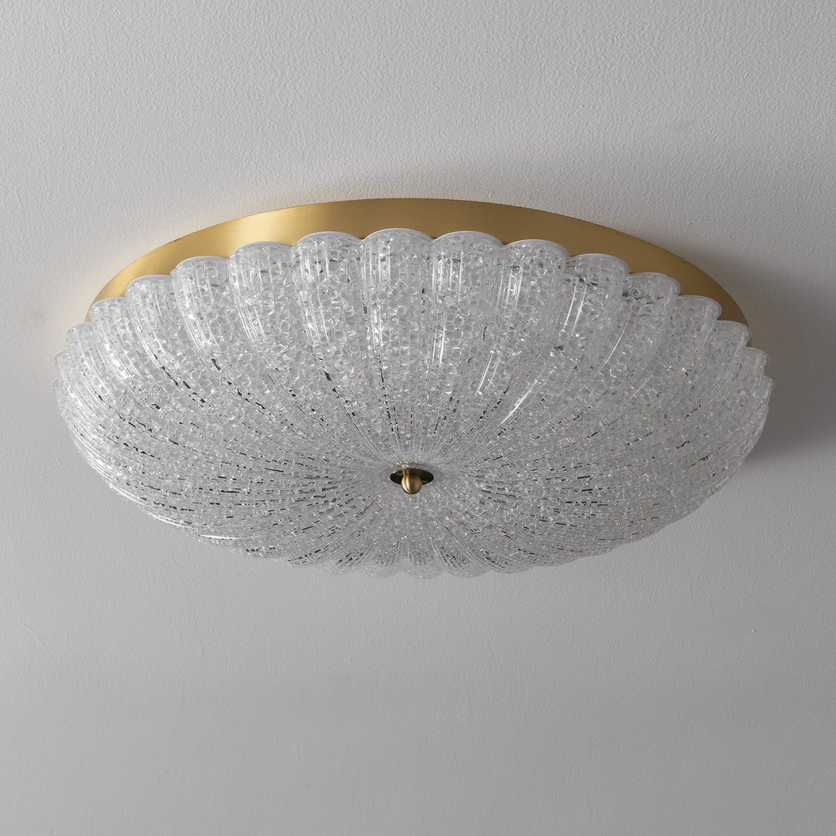 Celeria førsteklasses nordisk kunstloftlampe i messing og glas