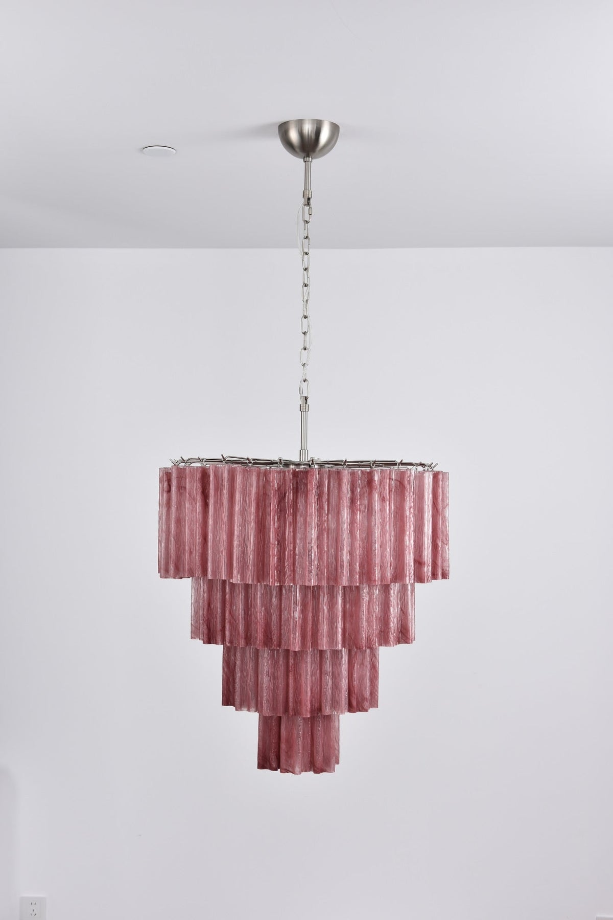 Candelabro Velanora elegante, vintage, em vidro em cascata e camadas