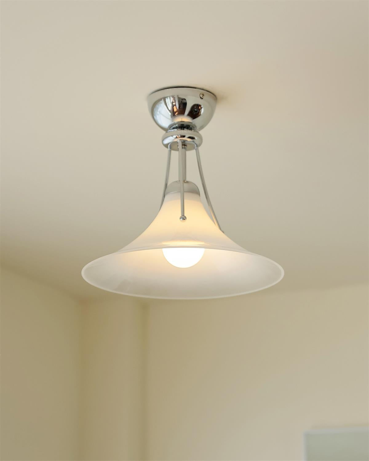 Noraeria-loftlampe