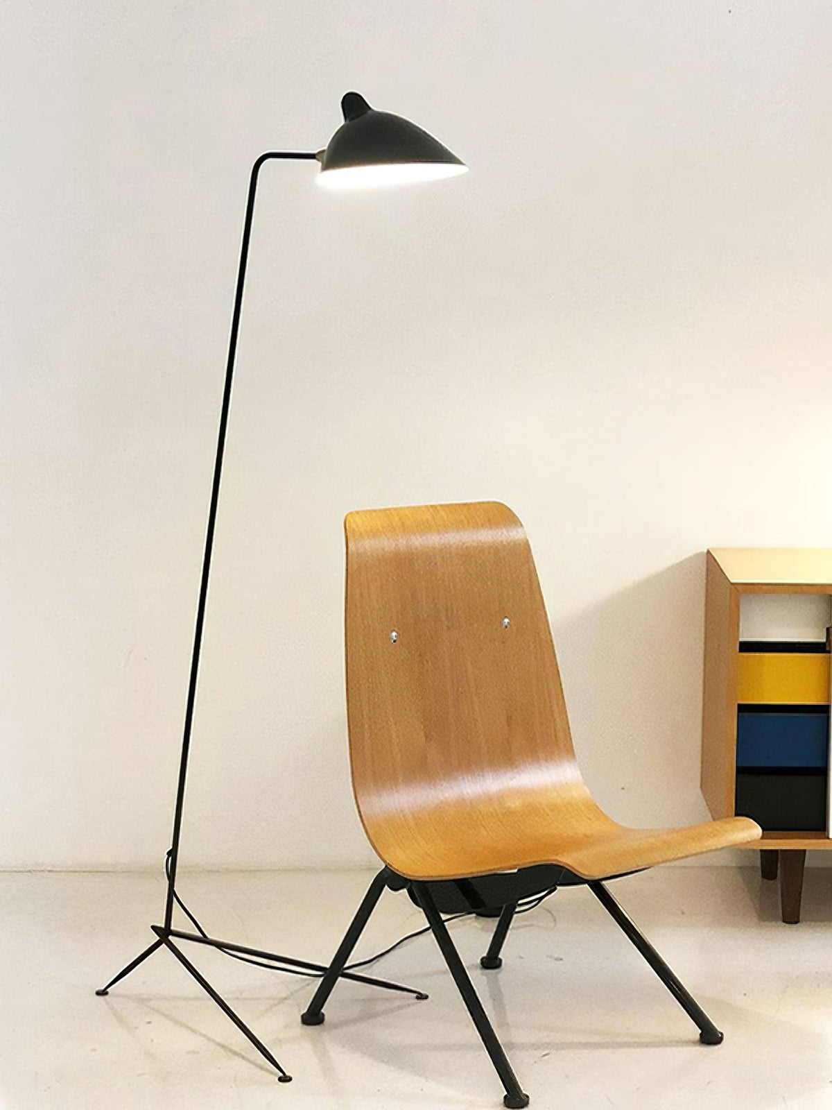 Candeeiro de pé minimalista Nellie