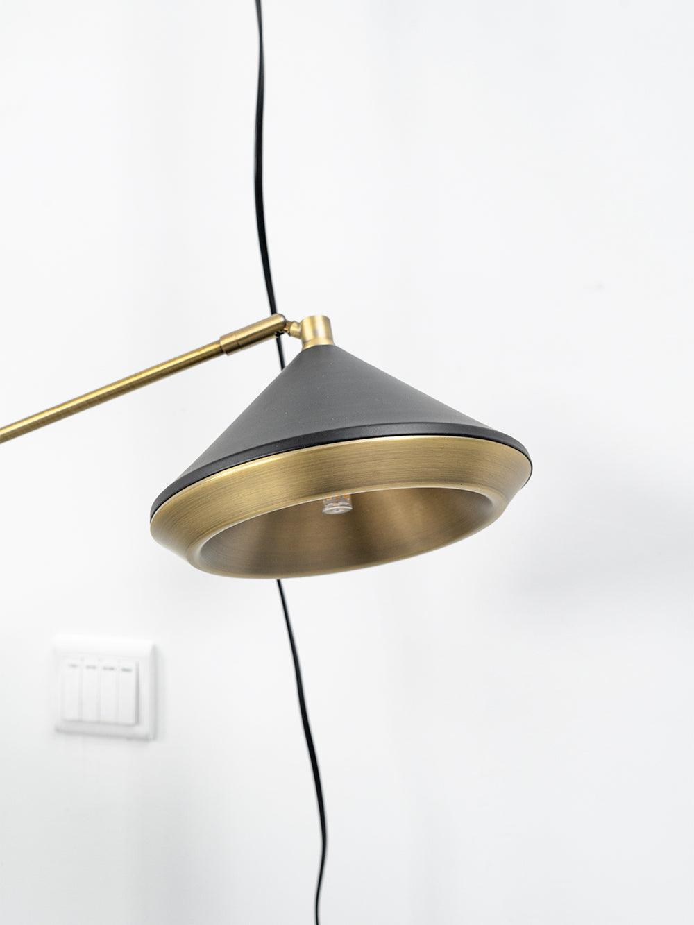 Mylirir art deco-gulvlampe i messing