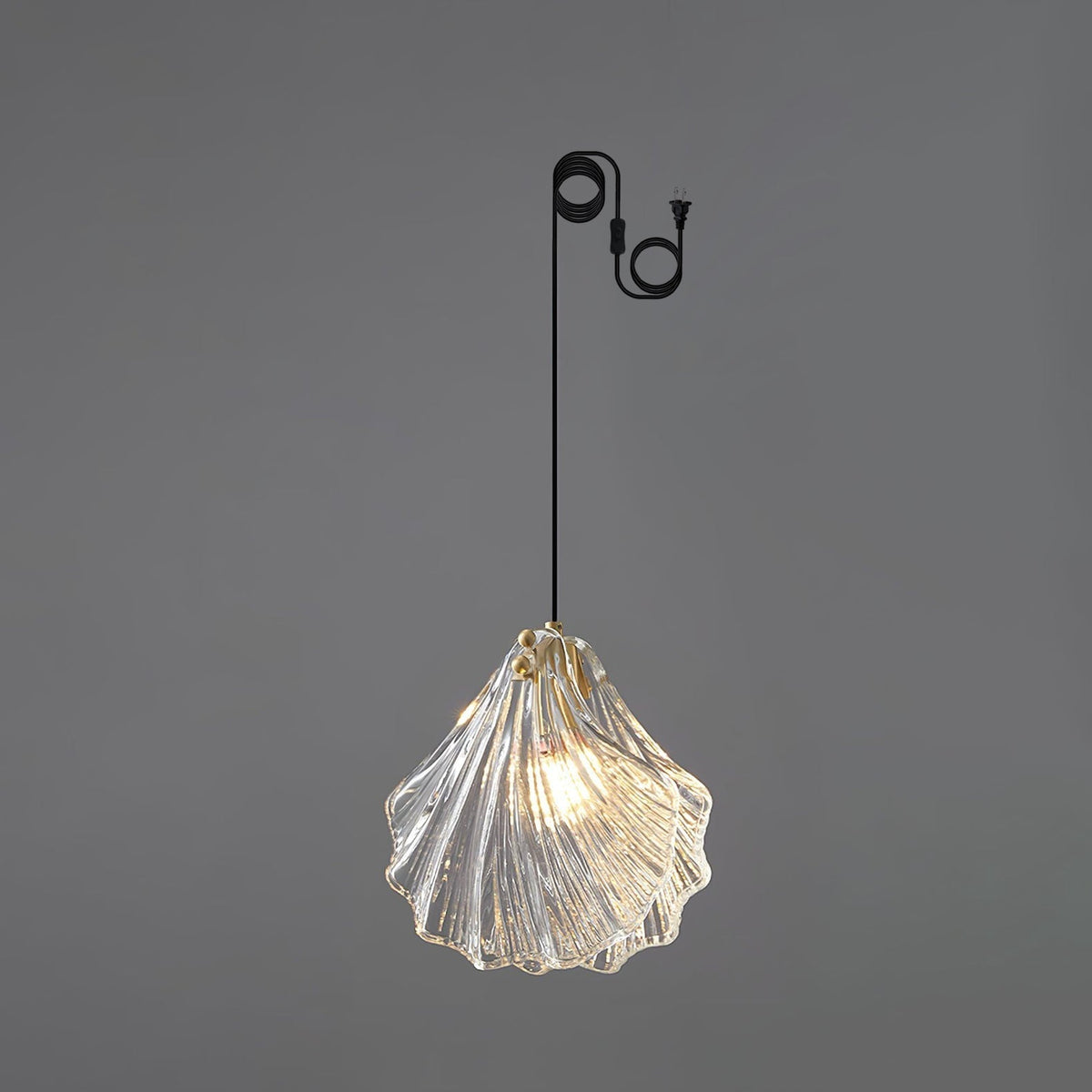 Covene Nordic Art Mini-pendel i muslingeskal og glas med swag-ledning