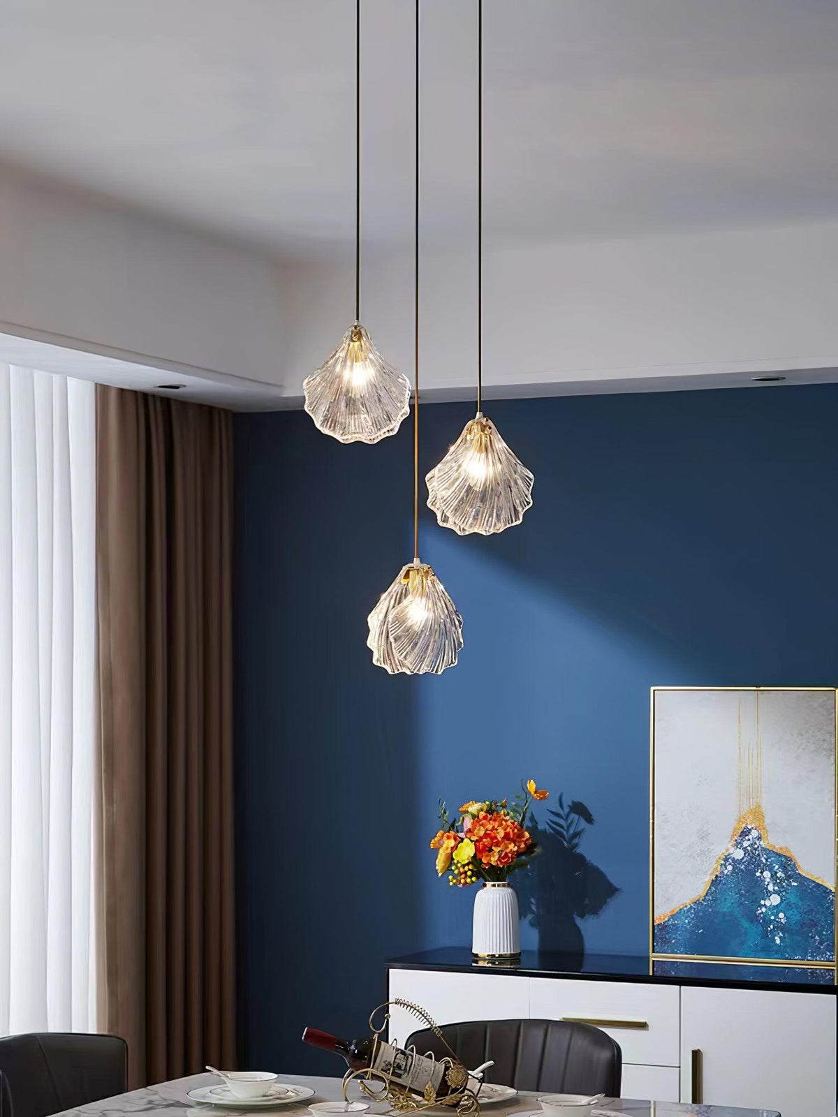 Veda pendellampa i glas, snäckformad, konstnärlig och elegant