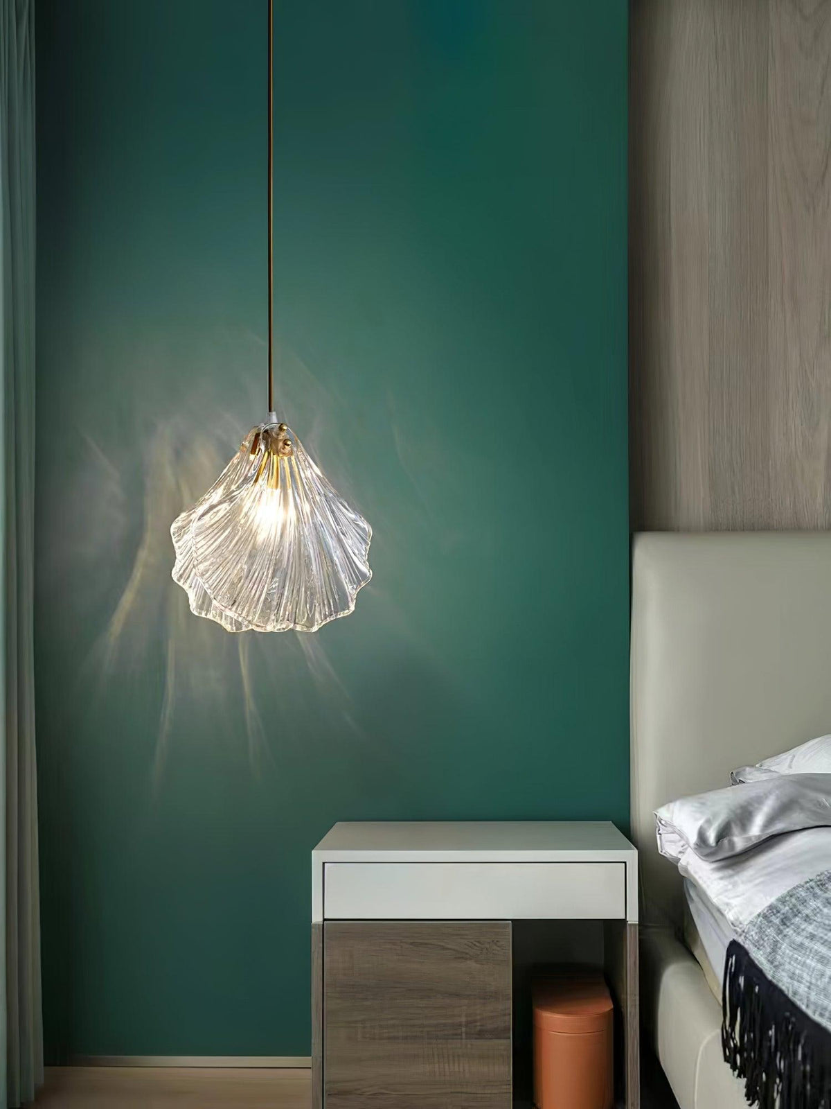 Covene Nordic Art Mini-pendel i muslingeskal og glas med swag-ledning