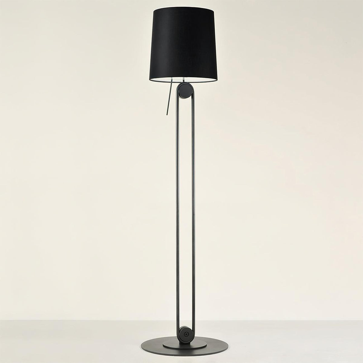 Zarina minimalistisk gulvlampe i stof