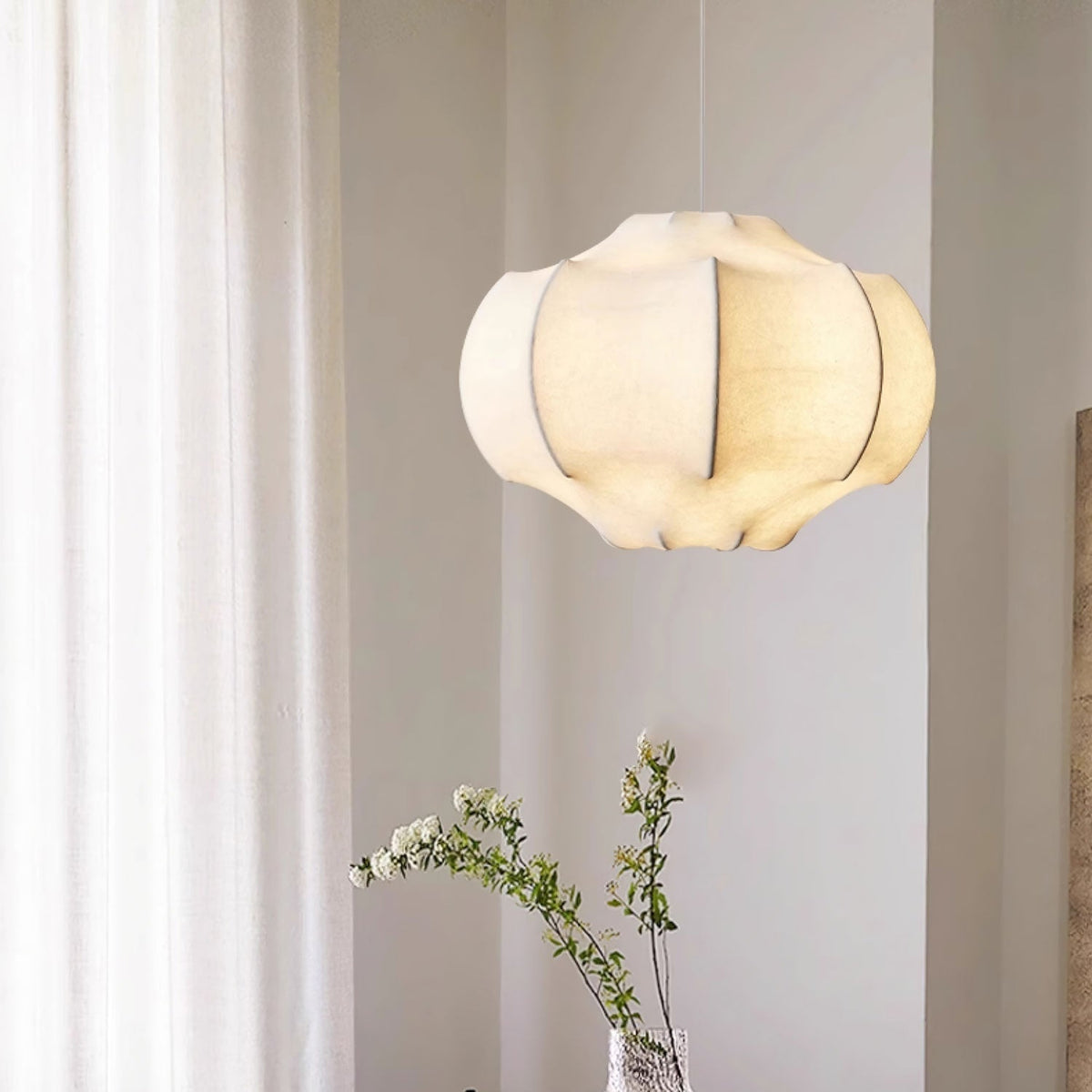 Vaelorin Sableth silkimjúkur hengilampi í lótusformi úr silki