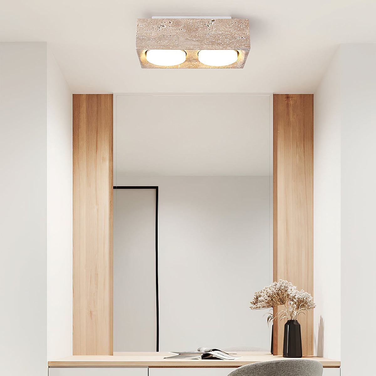 Virinira loftslampe med fire spotlys i travertin